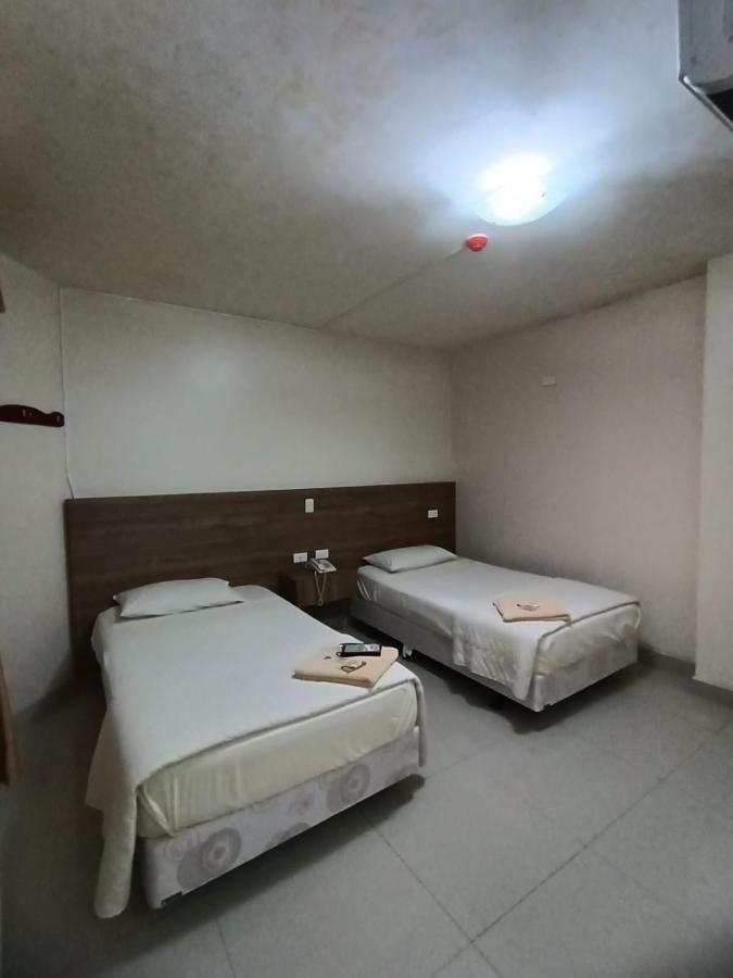 Hotel Quezada Hermanos Santo Domingo Zewnętrze zdjęcie